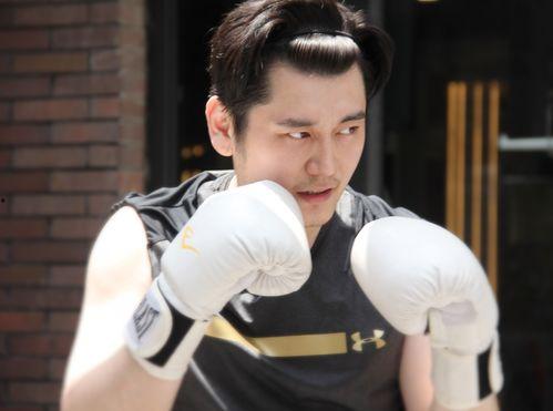 鲍勃拉扎爆料视频,揭秘视频背后的惊人真相  第3张