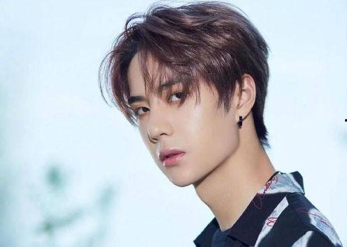 圈内人士爆料程潇王一博,粉丝直呼“神仙眷侣”  第1张